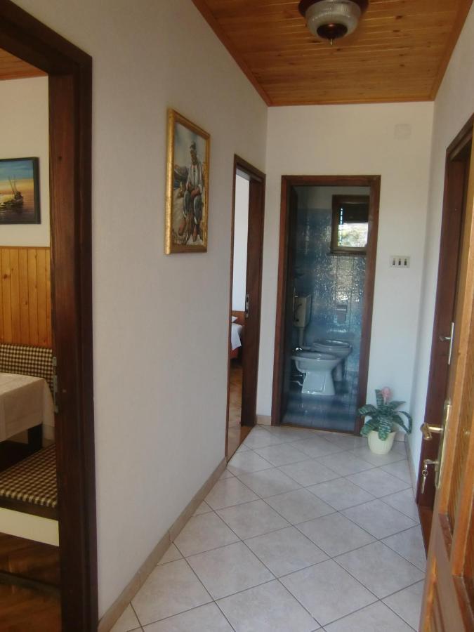 Apartment Marija Vrh  エクステリア 写真