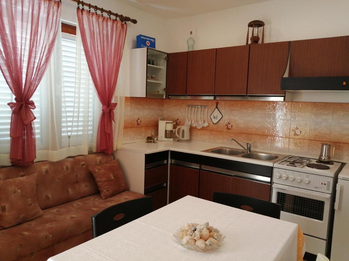Apartment Marija Vrh  エクステリア 写真