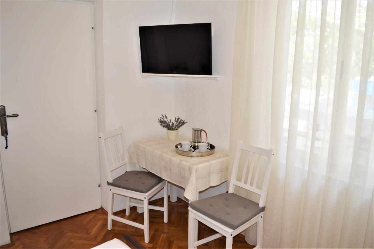 Apartment Marija Vrh  エクステリア 写真